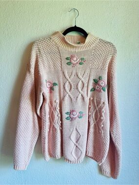 Women’s vintage Pink Floral Cable Knit Sweater